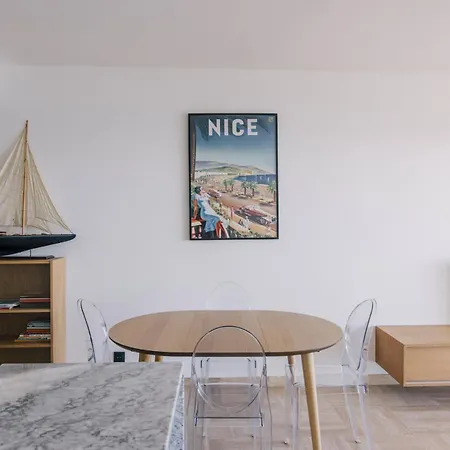 French Riviera - 3 Pieces, Vue Et Piscine *
