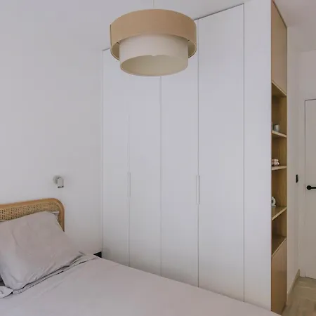 דירה French Riviera - 3 Pieces, Vue Et Piscine וילפראנש-סור-מר